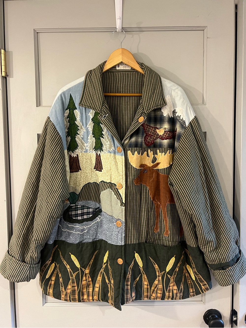 Patchwork Quilt Moose & Forest Cozy Women’s Shirt Jacket Reversible Cottagecore